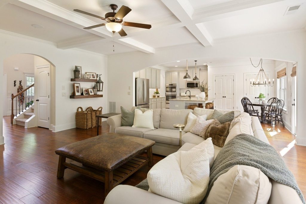 real-estate-9594318_1280